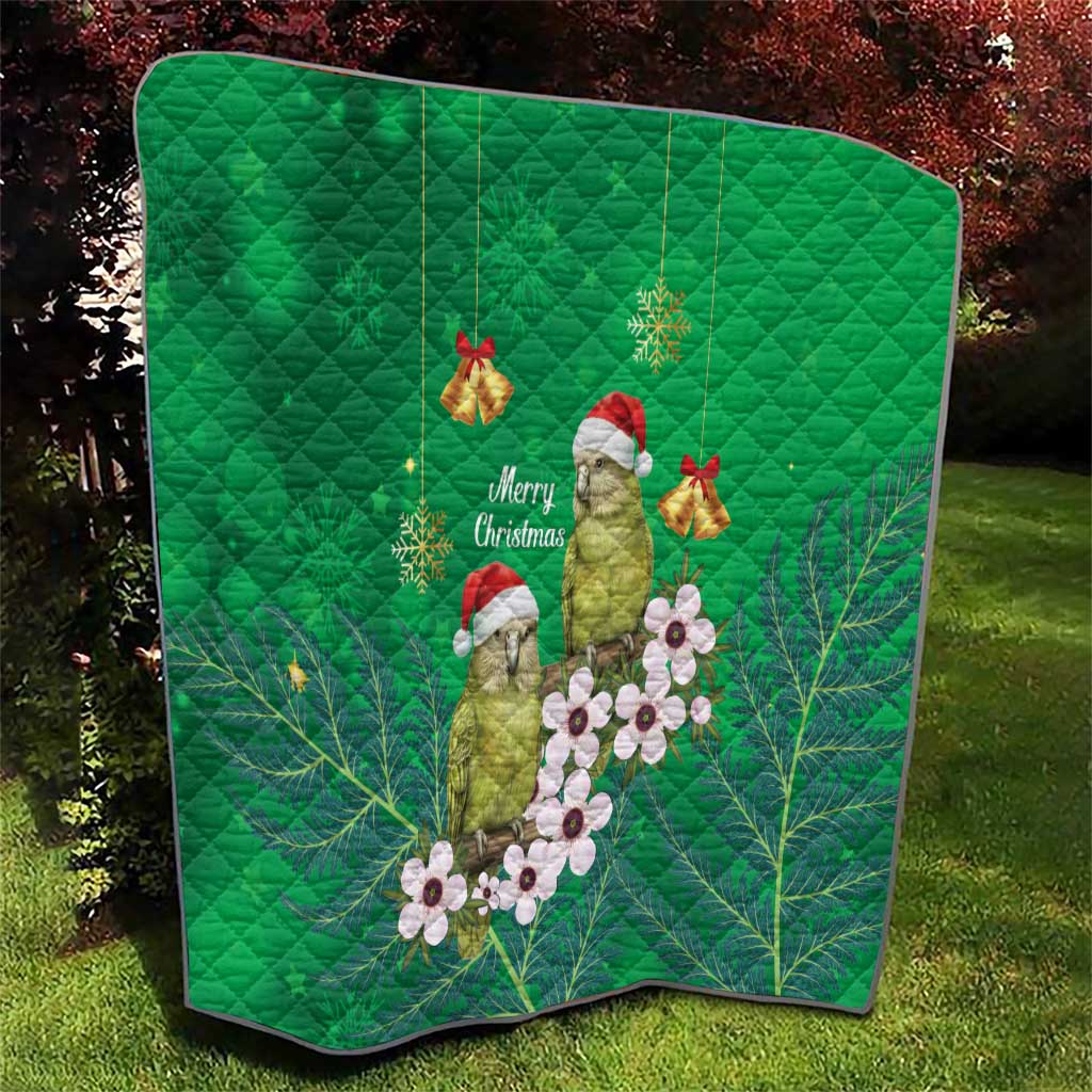 New Zealand Kakapo Christmas Quilt Owl Parrot Santa Sliver Fern Manuka - Green - Polynesian Pride