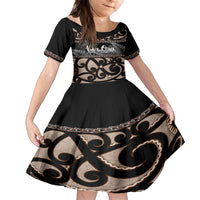 Kia Ora New Zealand Family Matching Off Shoulder Short Dress and Hawaiian Shirt Aotearoa Proud Maori With Silver Fern LT14 Daughter's Dress Black - Polynesian Pride