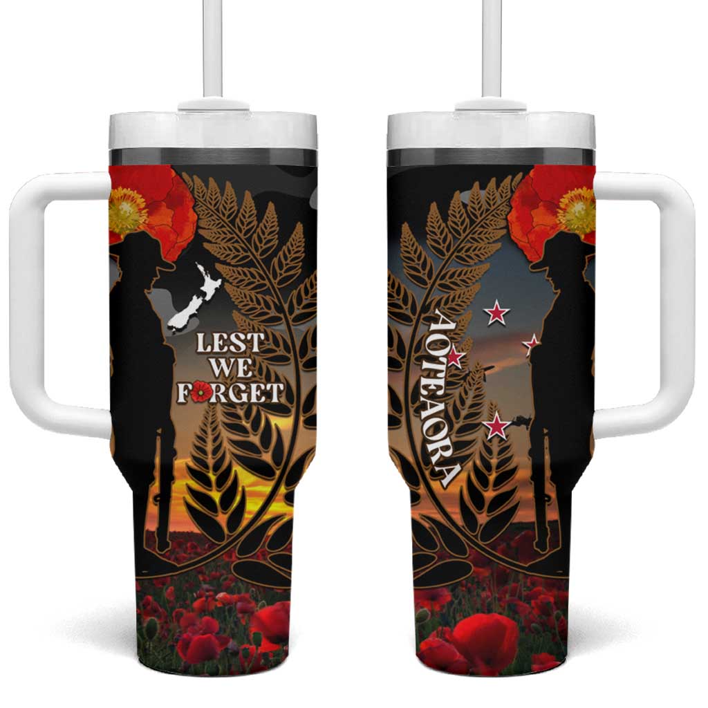 New Zealand ANZAC Day Tumbler With Handle Lest We Forget Silver Fern With Camouflage LT14 One Size: 40 oz Black - Polynesian Pride