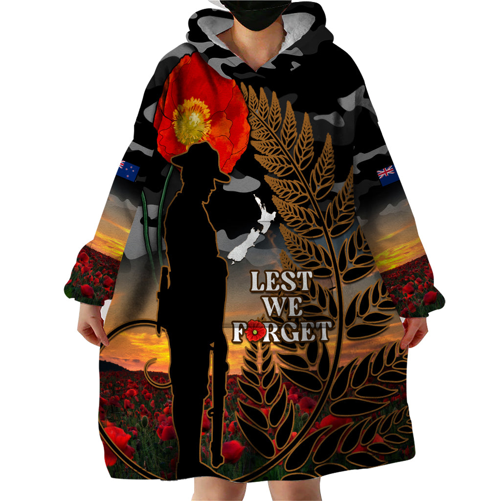 New Zealand ANZAC Day Wearable Blanket Hoodie Lest We Forget Silver Fern With Camouflage LT14 - Polynesian Pride
