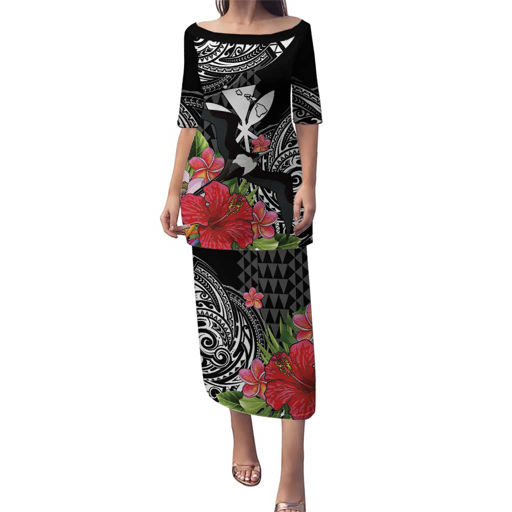 Hawaii Iwa Bird Puletasi Great Frigatebird Kanaka Tropical Flowers LT14 Long Dress Black - Polynesian Pride