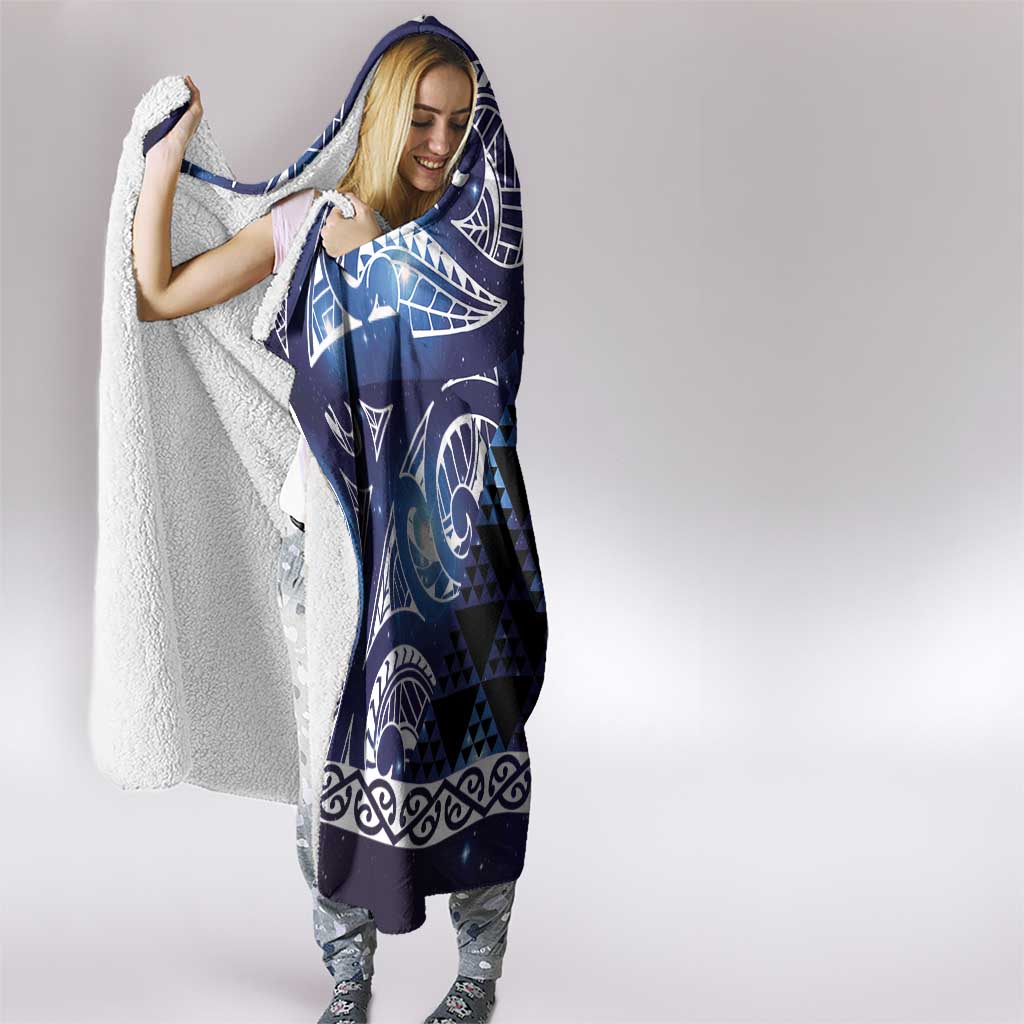 Matariki New Zealand Hooded Blanket NZ Niho Taniwha Maori New Year Blue Galaxy LT14 - Polynesian Pride