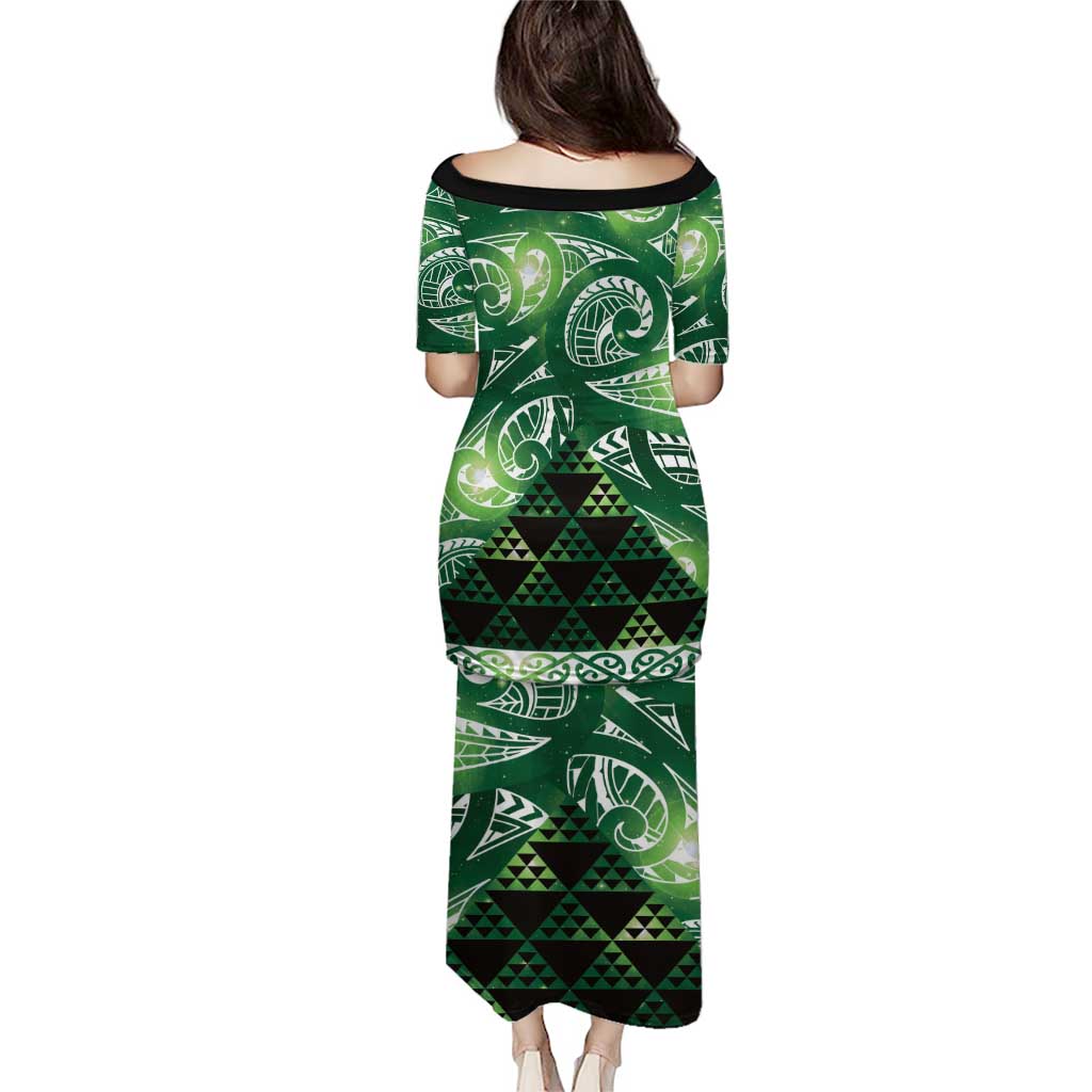 Matariki New Zealand Family Matching Puletasi and Hawaiian Shirt NZ Niho Taniwha Maori New Year Green Galaxy