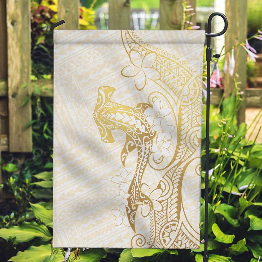 Gold and White Hawaii Garden Flag Hammerhead Shark Tattoo Curve Polynesian - Polynesian Pride