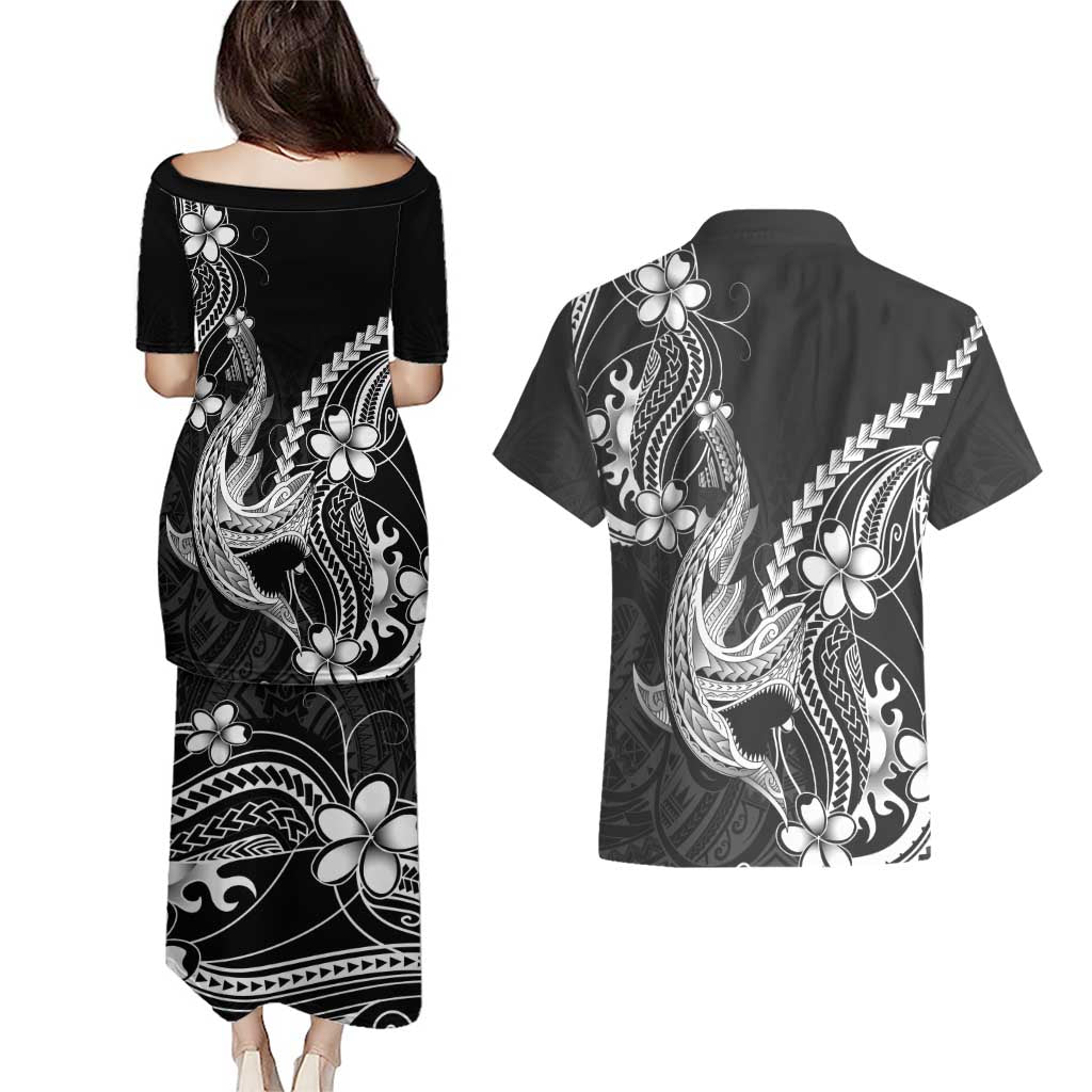 Black Aloha Hawaii Couples Matching Puletasi and Hawaiian Shirt Polynesian Shark Tattoo With Plumeria LT14 - Polynesian Pride