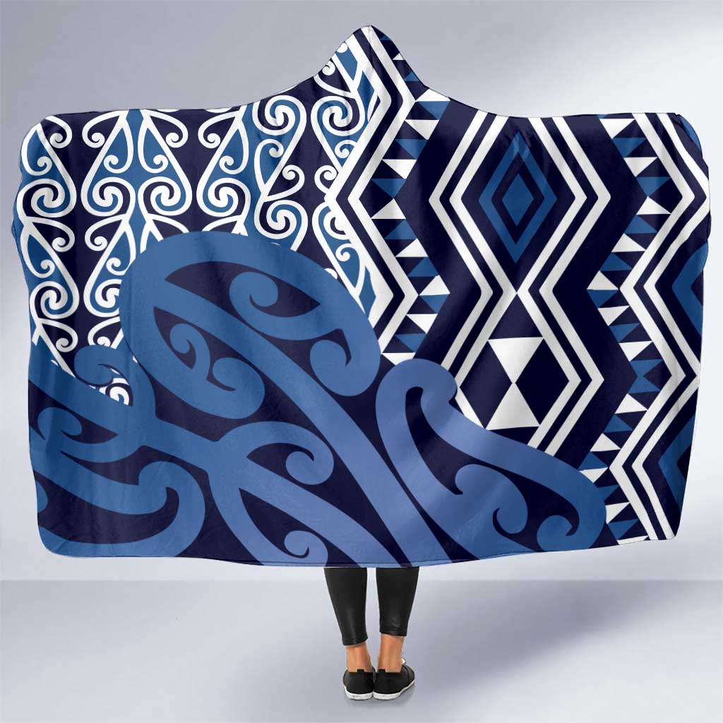 New Zealand Hooded Blanket Aotearoa Kowhaiwhai Mix Taniko Art - Blue LT14 One Size Blue - Polynesian Pride