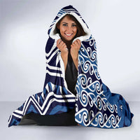 New Zealand Hooded Blanket Aotearoa Kowhaiwhai Mix Taniko Art - Blue LT14 - Polynesian Pride
