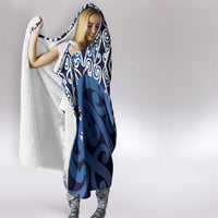 New Zealand Hooded Blanket Aotearoa Kowhaiwhai Mix Taniko Art - Blue LT14 - Polynesian Pride