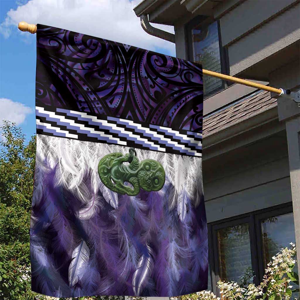 Purple Traditional Cloak Aotearoa Garden Flag Maori Paua Shell Korowai Pattern