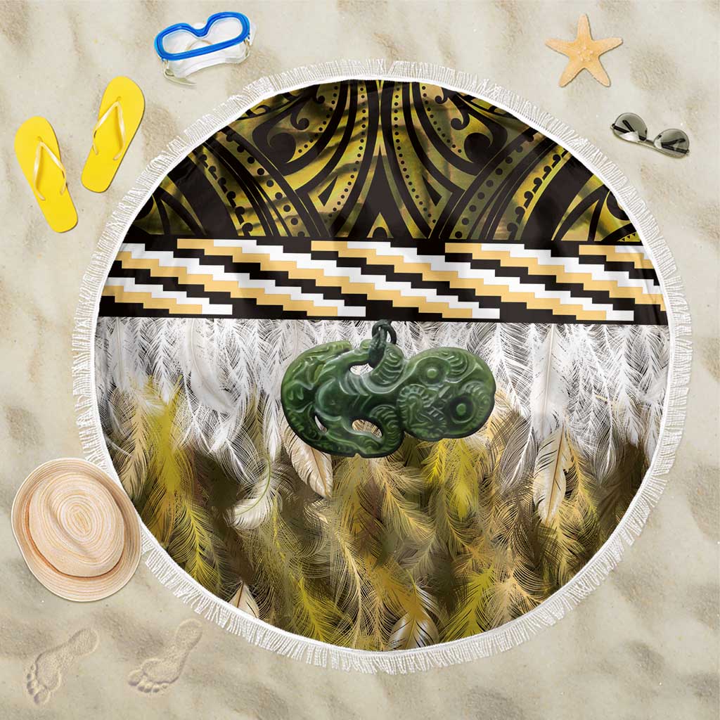 Yellow Traditional Cloak Aotearoa Beach Blanket Maori Paua Shell Korowai Pattern
