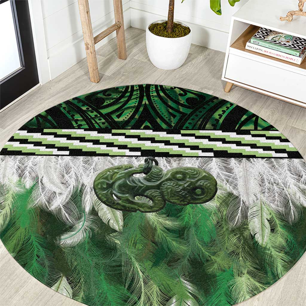 Green Traditional Cloak Aotearoa Round Carpet Maori Paua Shell Korowai Pattern
