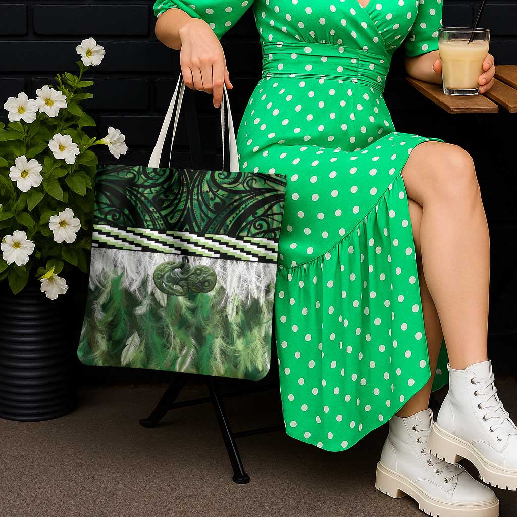 Green Traditional Cloak Aotearoa Tote Bag Maori Paua Shell Korowai Pattern - Polynesian Pride