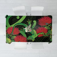 New Zealand Gecko Tablecloth Aotearoa Maori With Pohutukawa Flowers LT14 Black - Polynesian Pride