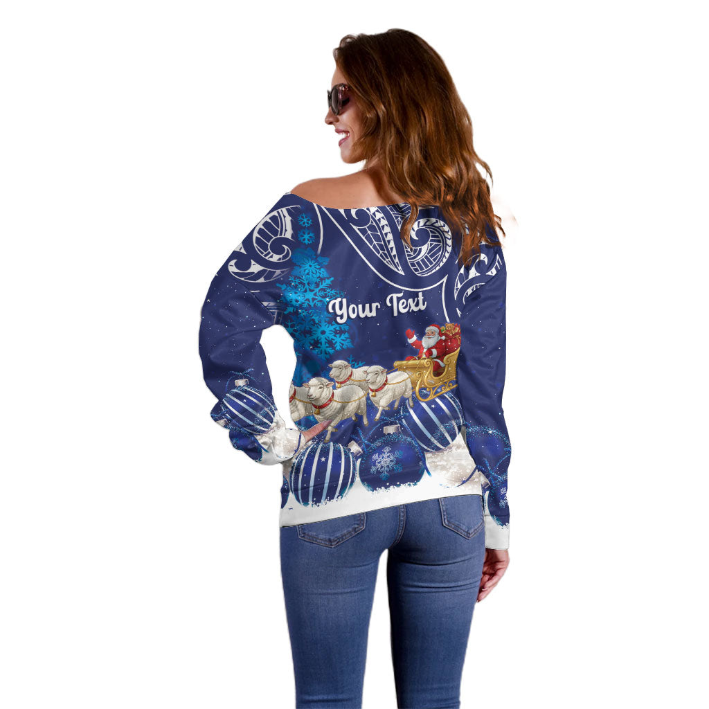 New Zealand Christmas In July Personalised Off Shoulder Sweater Funny Santa Sheep Meri Kirihimete Blue