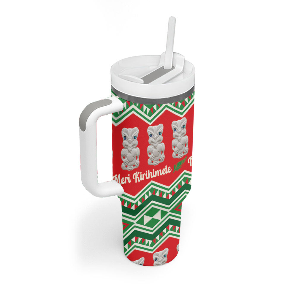 New Zealand Christmas In July Tumbler With Handle Meri Kirihimete Hei Tiki Taniko Motifs Seamless
