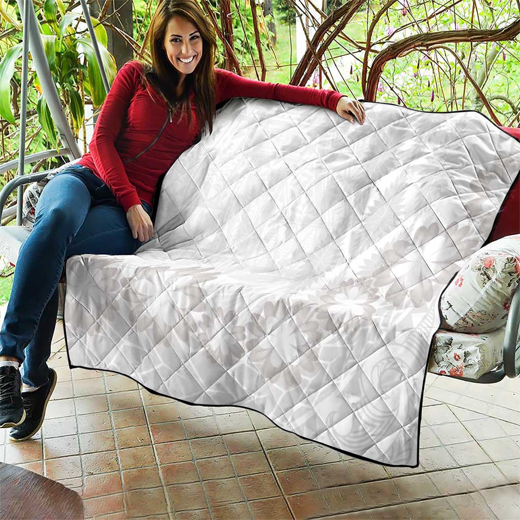 Tonga White Sunday Quilt Manuia le Aso Sa o Tamaiti Heilala With Ngatu Pattern LT14 - Polynesian Pride