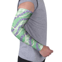 Pastel Green Hawaii Palaka Honohono Pikake Arm Sleeves Hawaiian Orchid Lei Polynesian Pattern - Polynesian Pride