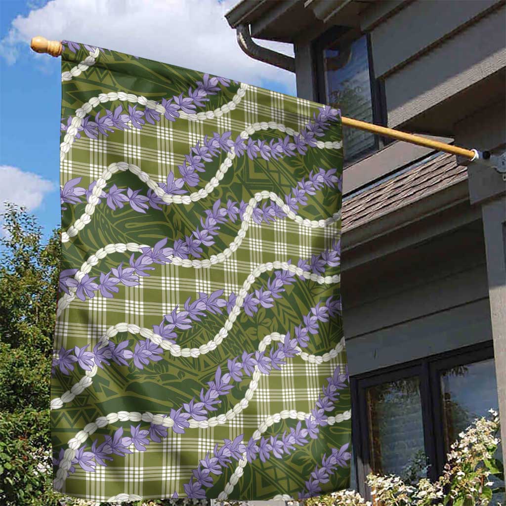 Green Hawaii Palaka Honohono Pikake Garden Flag Hawaiian Orchid Lei Polynesian Pattern - Polynesian Pride