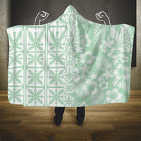 Pastel Green Kahili Quilt Hawaii Hooded Blanket Tropical Flower Seamless Half Style