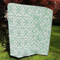 Pastel Green Kahili Quilt Hawaii Quilt Tropical Flower Seamless Half Style