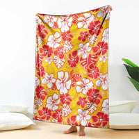 Yellow Hawaii Hibiscus Blanket Tropical Flowers Seamless Pattern - Polynesian Pride