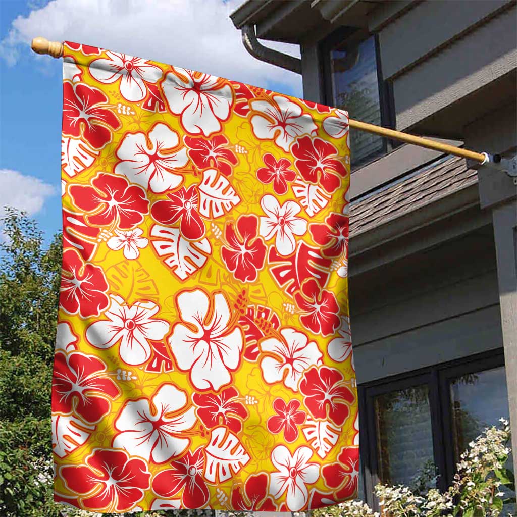 Yellow Hawaii Hibiscus Garden Flag Tropical Flowers Seamless Pattern - Polynesian Pride