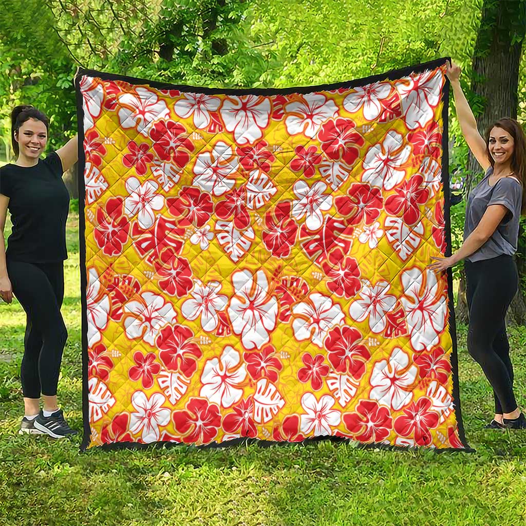Yellow Hawaii Hibiscus Quilt Tropical Flowers Seamless Pattern - Polynesian Pride