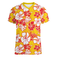 Yellow Hawaii Hibiscus Women V-Neck T-Shirt Tropical Flowers Seamless Pattern - Polynesian Pride