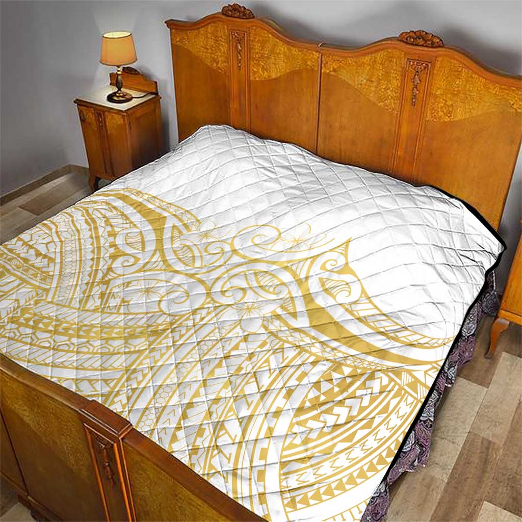 Polynesia White Sunday Quilt Plumeria Polynesian Tribal Gold Color - Polynesian Pride