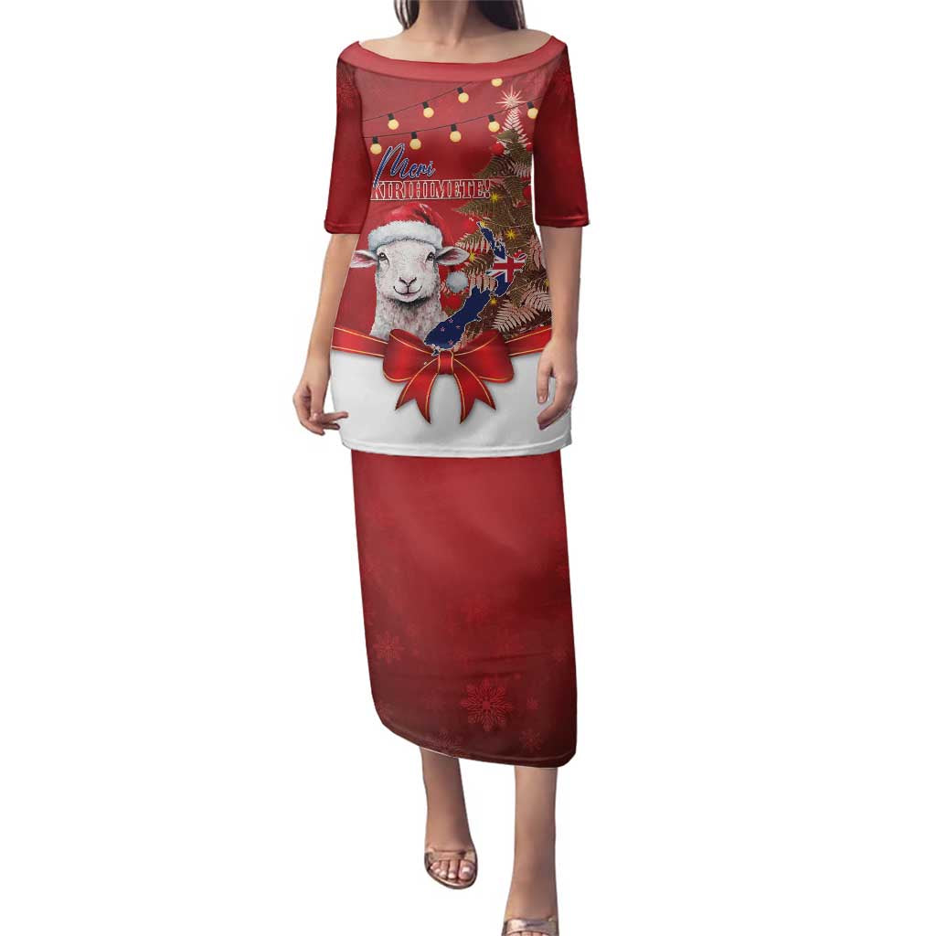 Personalized New Zealand Sheep Christmas Family Matching Puletasi and Hawaiian Shirt Hipi Meri Kirihimete Silver Fern Xmas Tree - Polynesian Pride