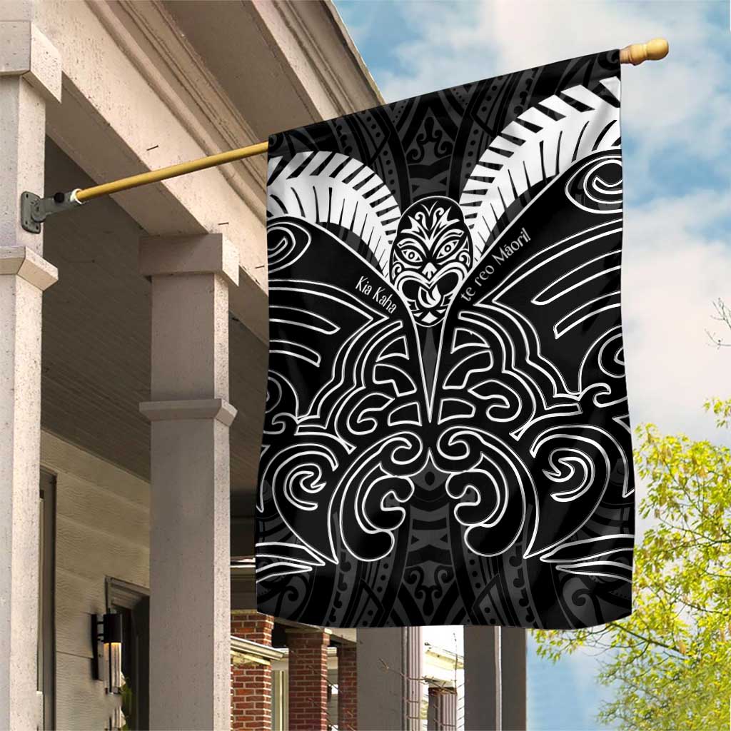 Kia Kaha Te Reo Maori Garden Flag Aotearoa Hei Tiki With Hongi LT14 House Flag Black - Polynesian Pride