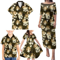 Gold Tropical Hawaii Family Matching Puletasi and Hawaiian Shirt Seamless Monstera Plumeria Hawaiian Pattern - Polynesian Pride