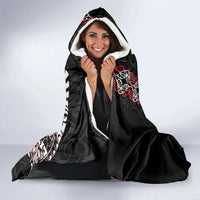 Aotearoa Toitu Te Tiriti Hooded Blanket Honour The Treaty Maori Haka LT14 - Polynesian Pride