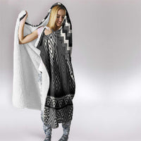 Black Taniko Aotearoa Hooded Blanket Niho Taniwha Mix Poutama LT14
