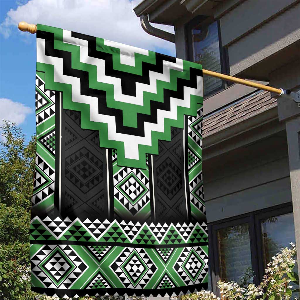 Green Taniko Pattern Aotearoa Garden Flag Niho Taniwha Mix Poutama