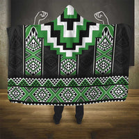 Green Taniko Pattern Aotearoa Hooded Blanket Niho Taniwha Mix Poutama