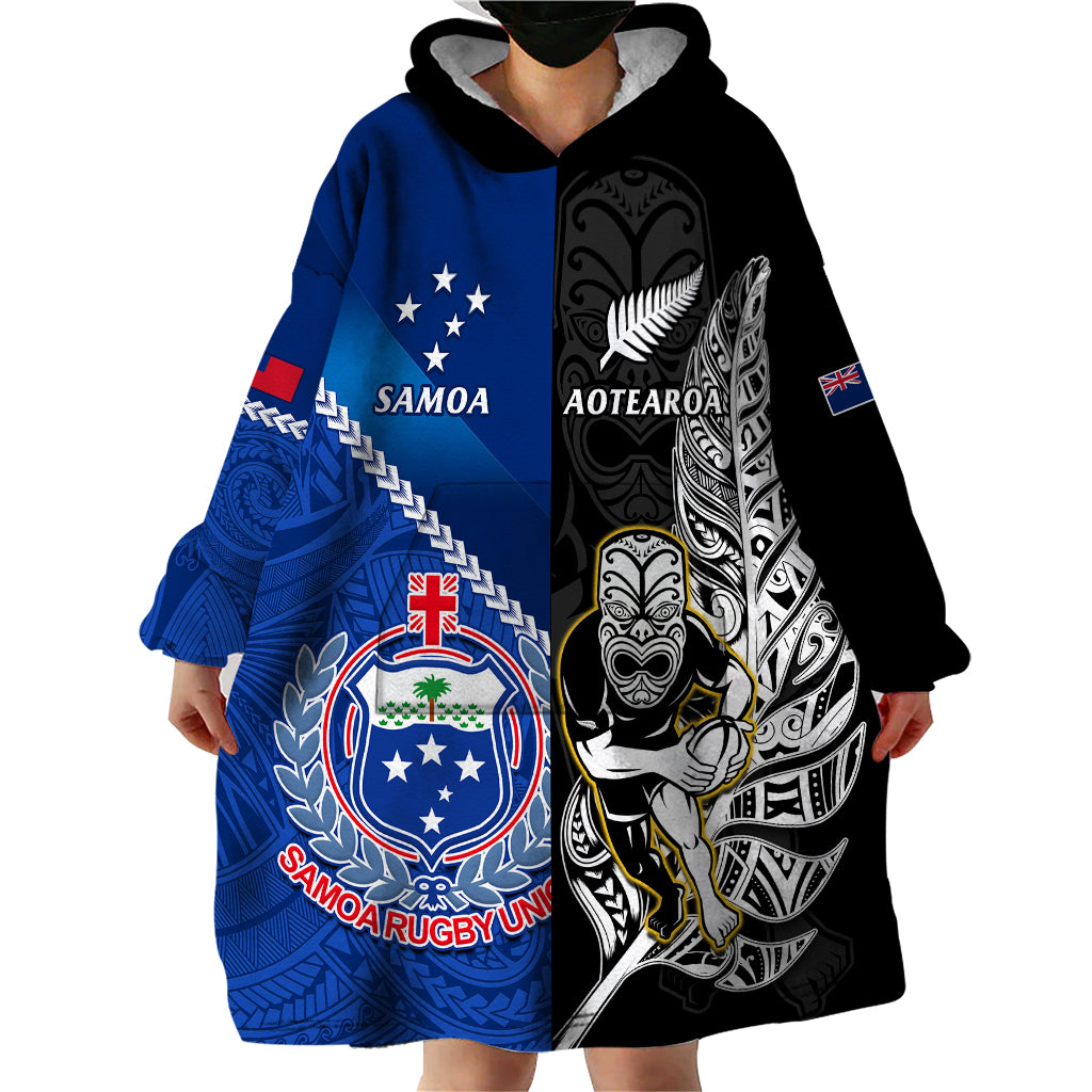 custom-new-zealand-and-samoa-rugby-wearable-blanket-hoodie-all-black-tiki-fern-mix-manu-samoa-2023-world-cup