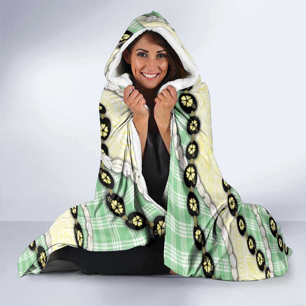 Green Palaka Hawaii Hooded Blanket Kukui Nut Pikake Lei Hawaiian Tapa Pattern - Polynesian Pride