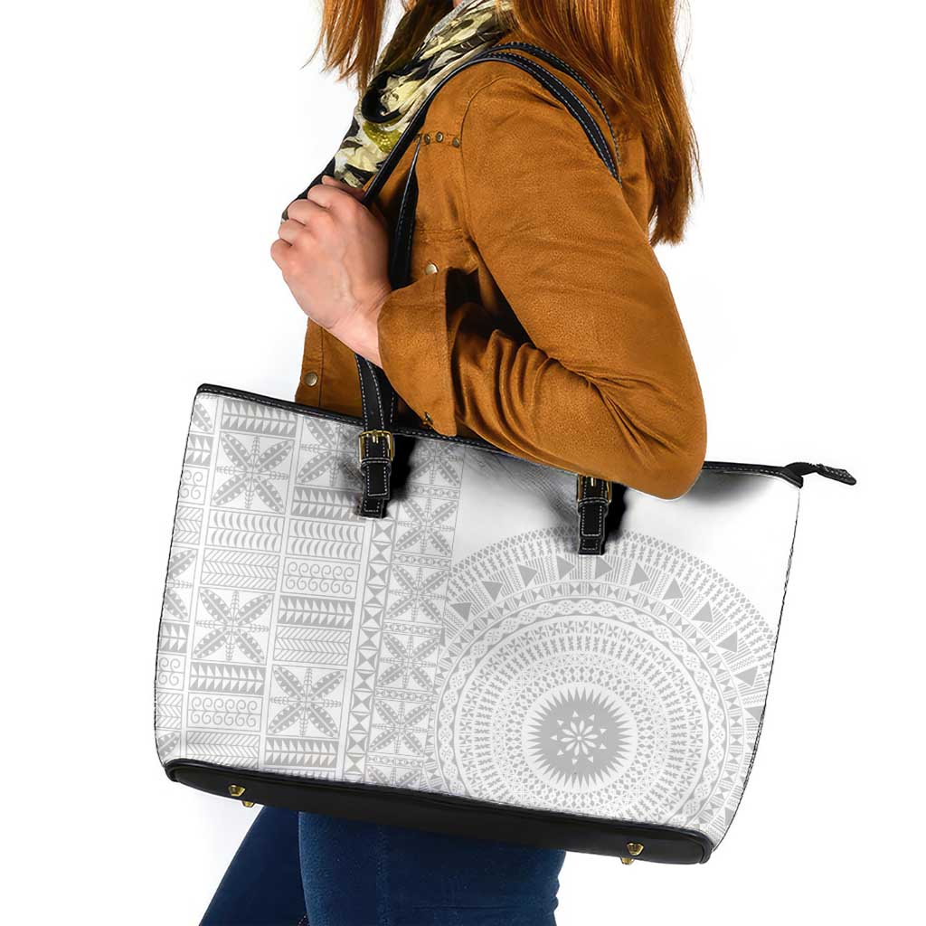 Niue White Sunday Leather Tote Bag Half Hiapo Pattern Vibes - Polynesian Pride