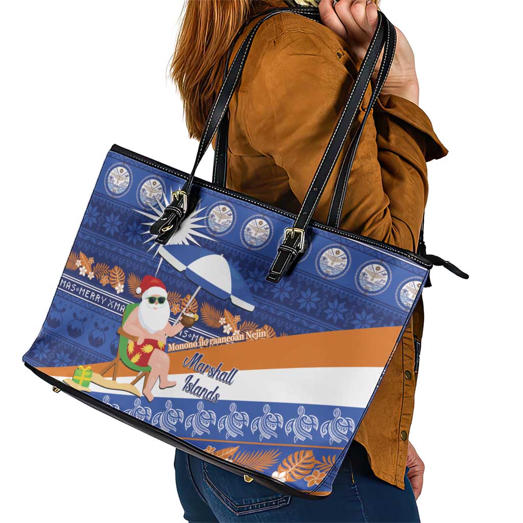 Marshall Islands Christmas Leather Tote Bag Beachy Santa Monono ilo raaneoan Nejin - Polynesian Pride