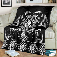 Black Ngaru Taniko With Aotearoa Maori Tattoo Blanket