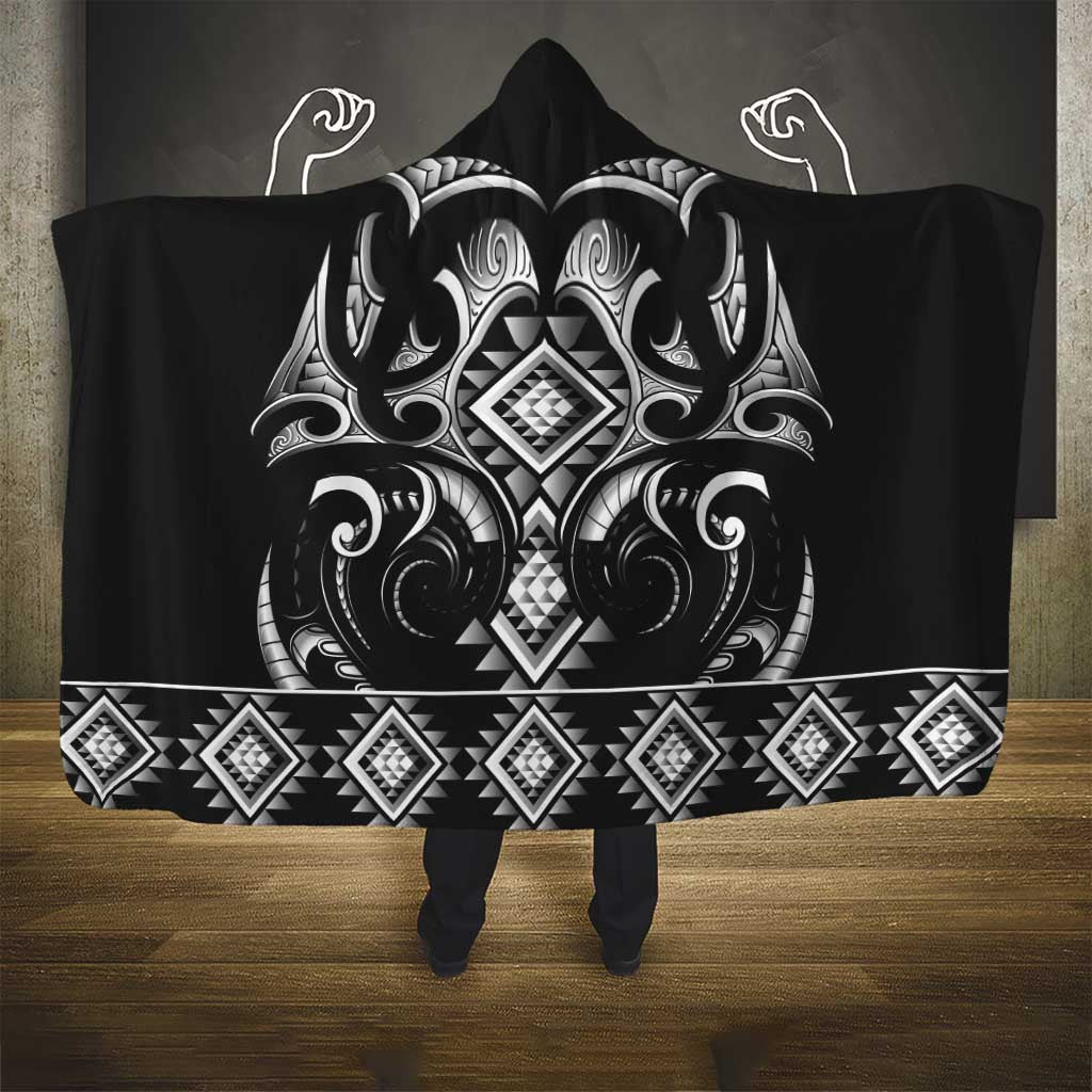 Black Ngaru Taniko With Aotearoa Maori Tattoo Hooded Blanket LT14 - Polynesian Pride