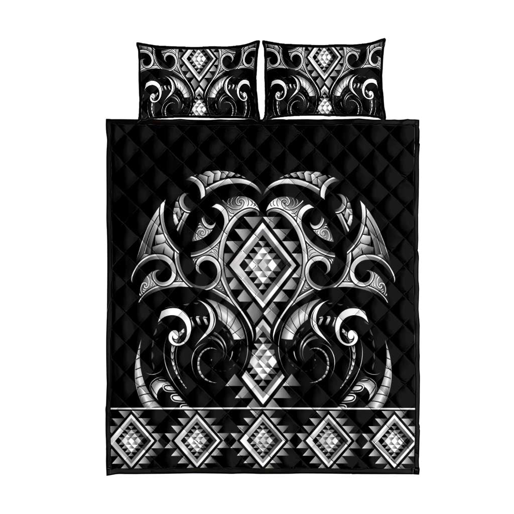 Black Ngaru Taniko With Aotearoa Maori Tattoo Quilt Bed Set