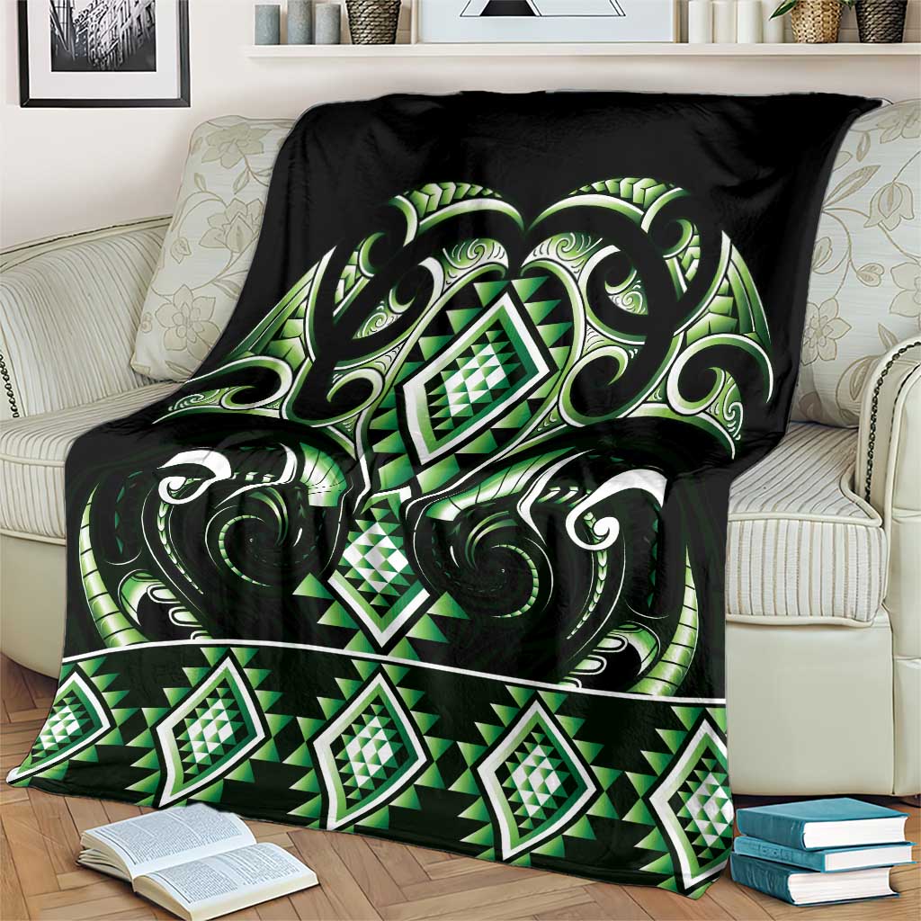 Green Ngaru Taniko With Aotearoa Maori Tattoo Blanket