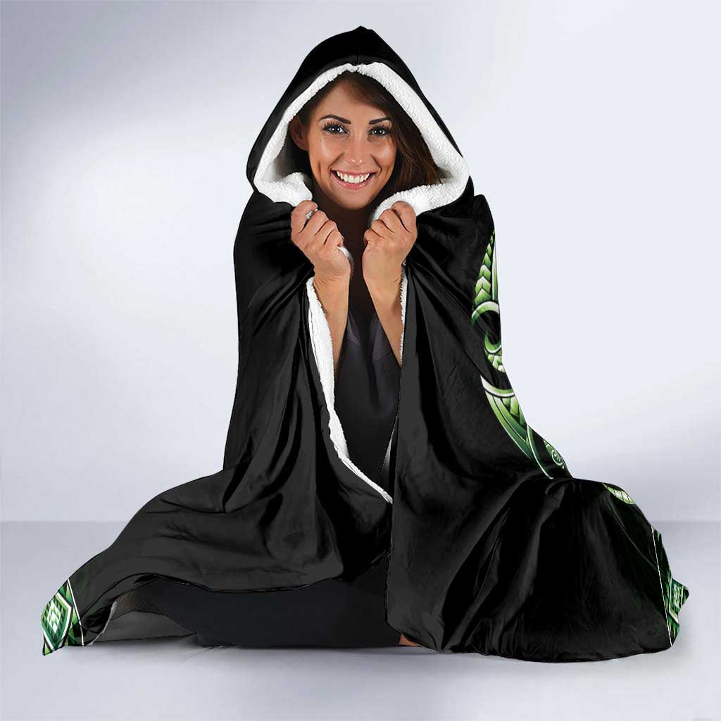 Green Ngaru Taniko With Aotearoa Maori Tattoo Hooded Blanket LT14 - Polynesian Pride