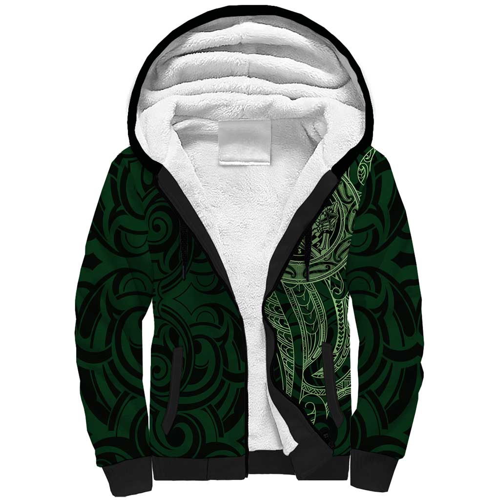 New Zealand Skull Darts Sherpa Hoodie Aotearoa Maori Chest Tattoo Stylized Green - Polynesian Pride