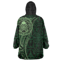 New Zealand Skull Darts Wearable Blanket Hoodie Aotearoa Maori Chest Tattoo Stylized Green - Polynesian Pride