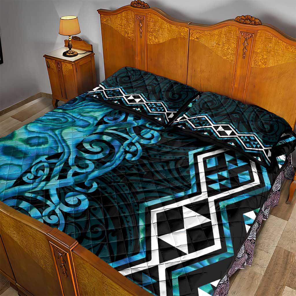 Turquoise Aotearoa Quilt Bed Set Taniko Motifs With Paua Shell Kowhaiwhai