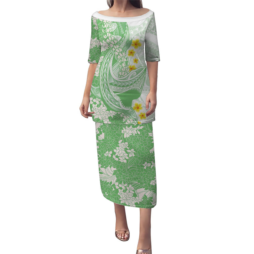 Green Hawaii Shark Tattoo Family Matching Puletasi and Hawaiian Shirt Puakenikeni Lei Plumeria Polynesian Pattern