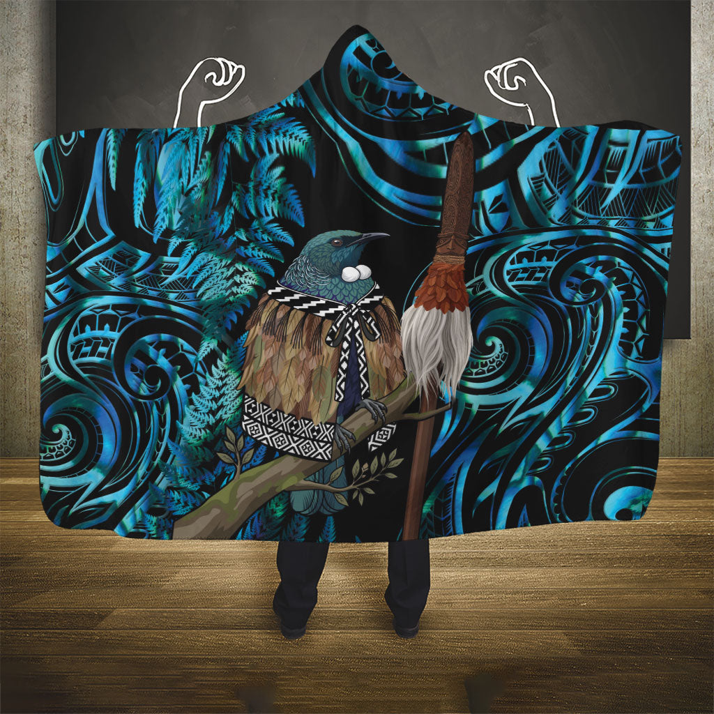 New Zealand Tui Bird Taiaha Hooded Blanket Maori Weapon Paua Shell Mix Silver Fern LT14 - Polynesian Pride